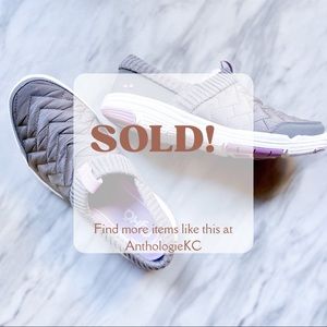 Ryka Slip on Sneaker Running Shoes Trainers Aspen Quilted Womens Shoes Size 6.5